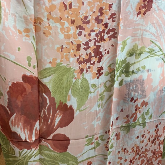 Sweet Nothin’s Watercolor Floral Garden Kimono - Picture 11 of 11